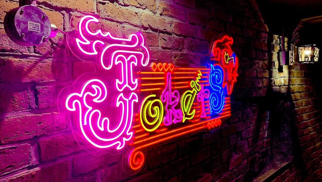 JOKERS Amusement Casino & Bar